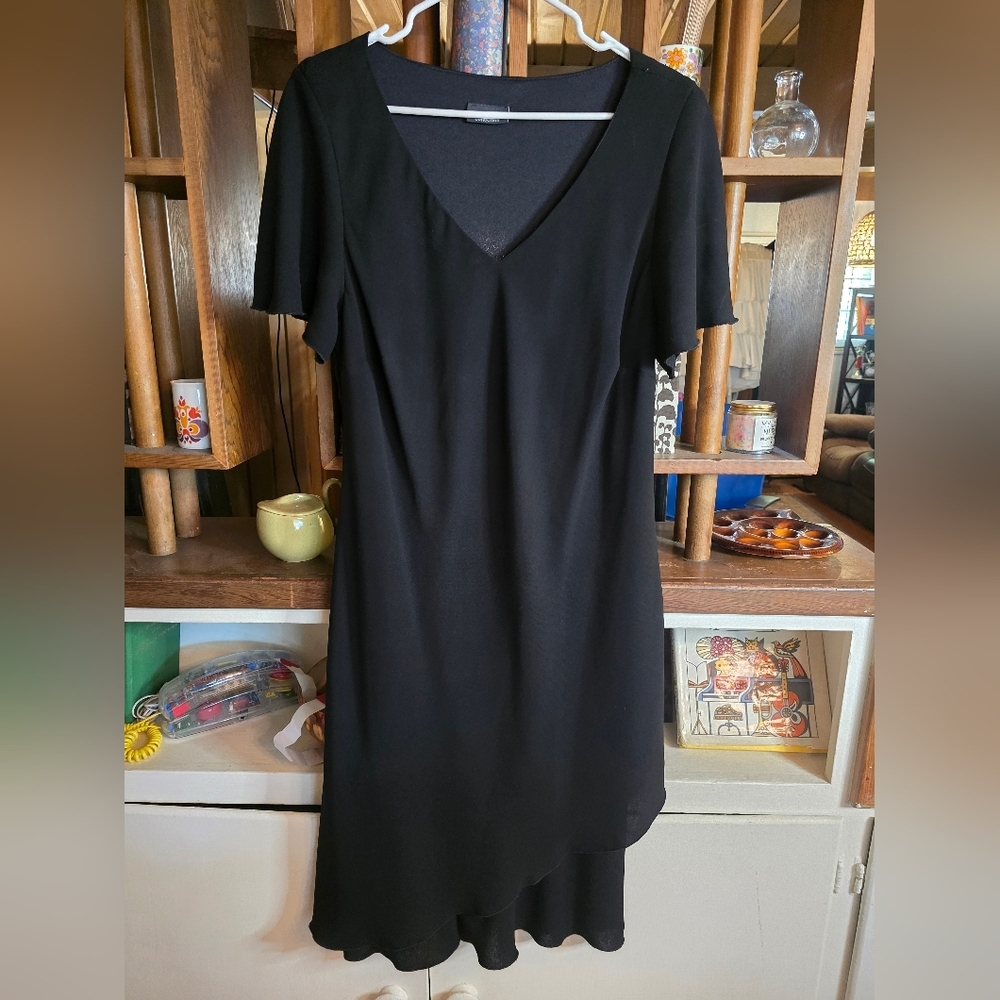 Dress Barn Women Collection Size 14 Elegant Black V-Neck Dress